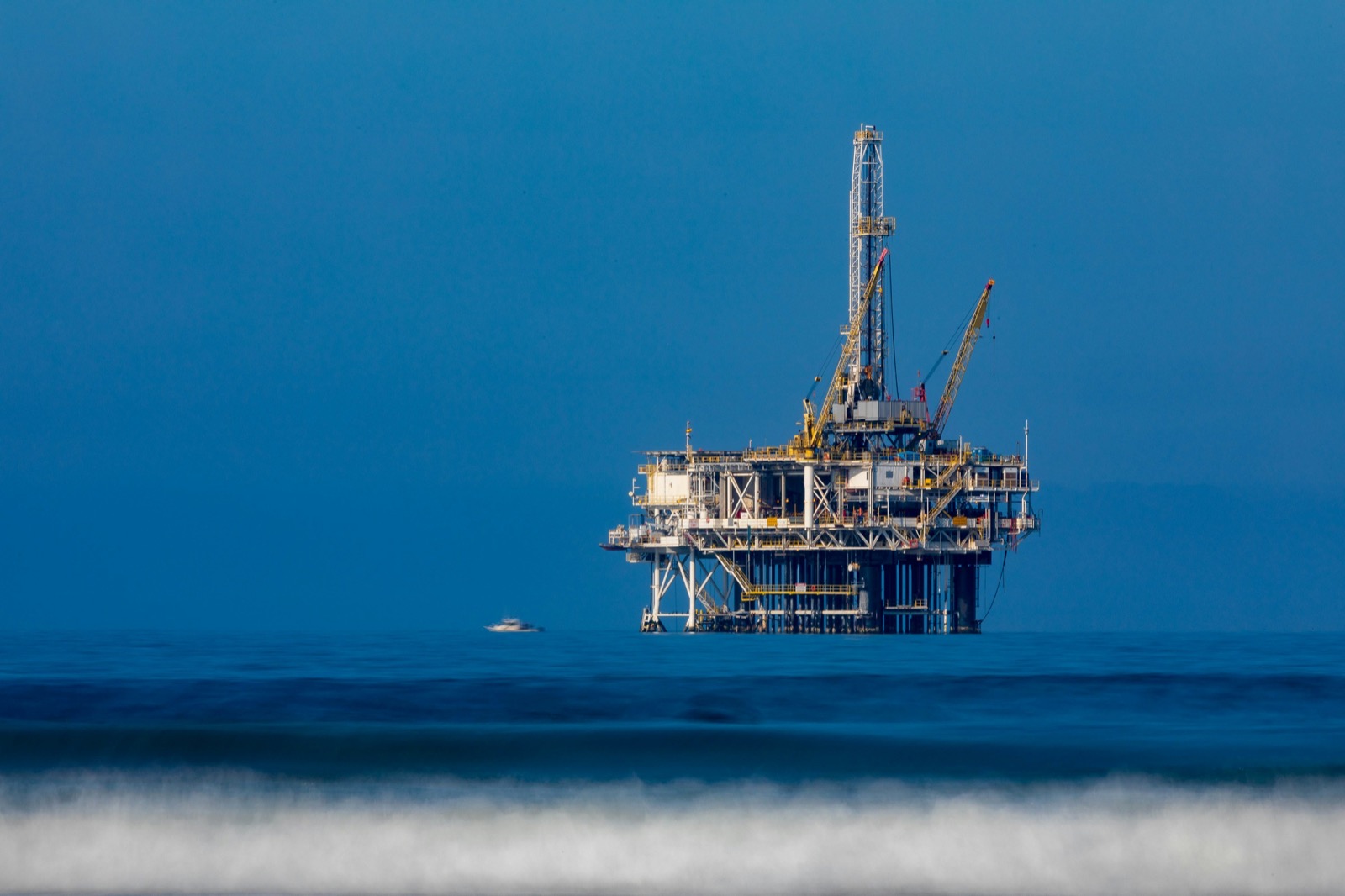 Offshore platform, general industry imagery